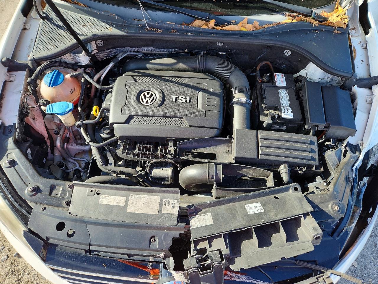 2014 VOLKSWAGEN PASSAT SE photo 21