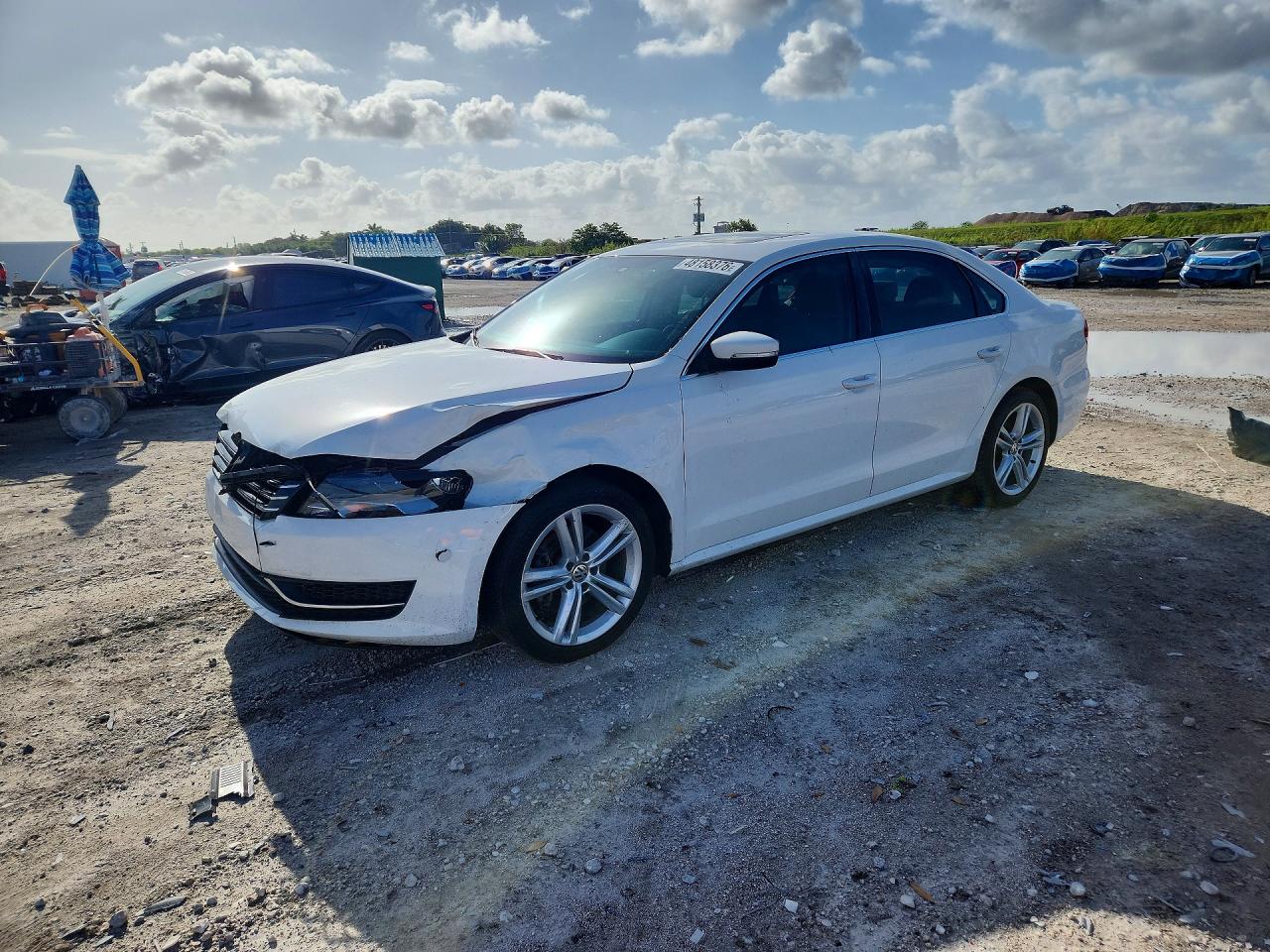 2014 VOLKSWAGEN PASSAT