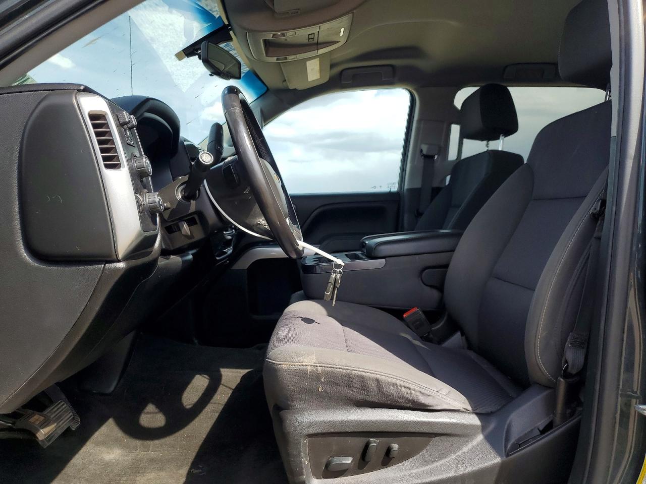 2018 CHEVROLET SILVERADO K1500 LT photo 13