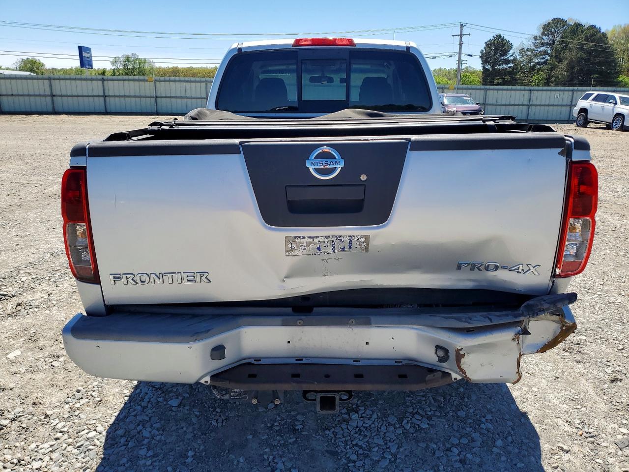 2010 NISSAN FRONTIER SE V6 photo 11