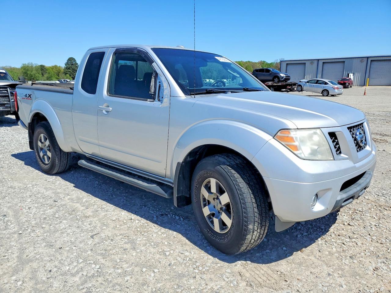 2010 NISSAN FRONTIER SE V6 photo 7