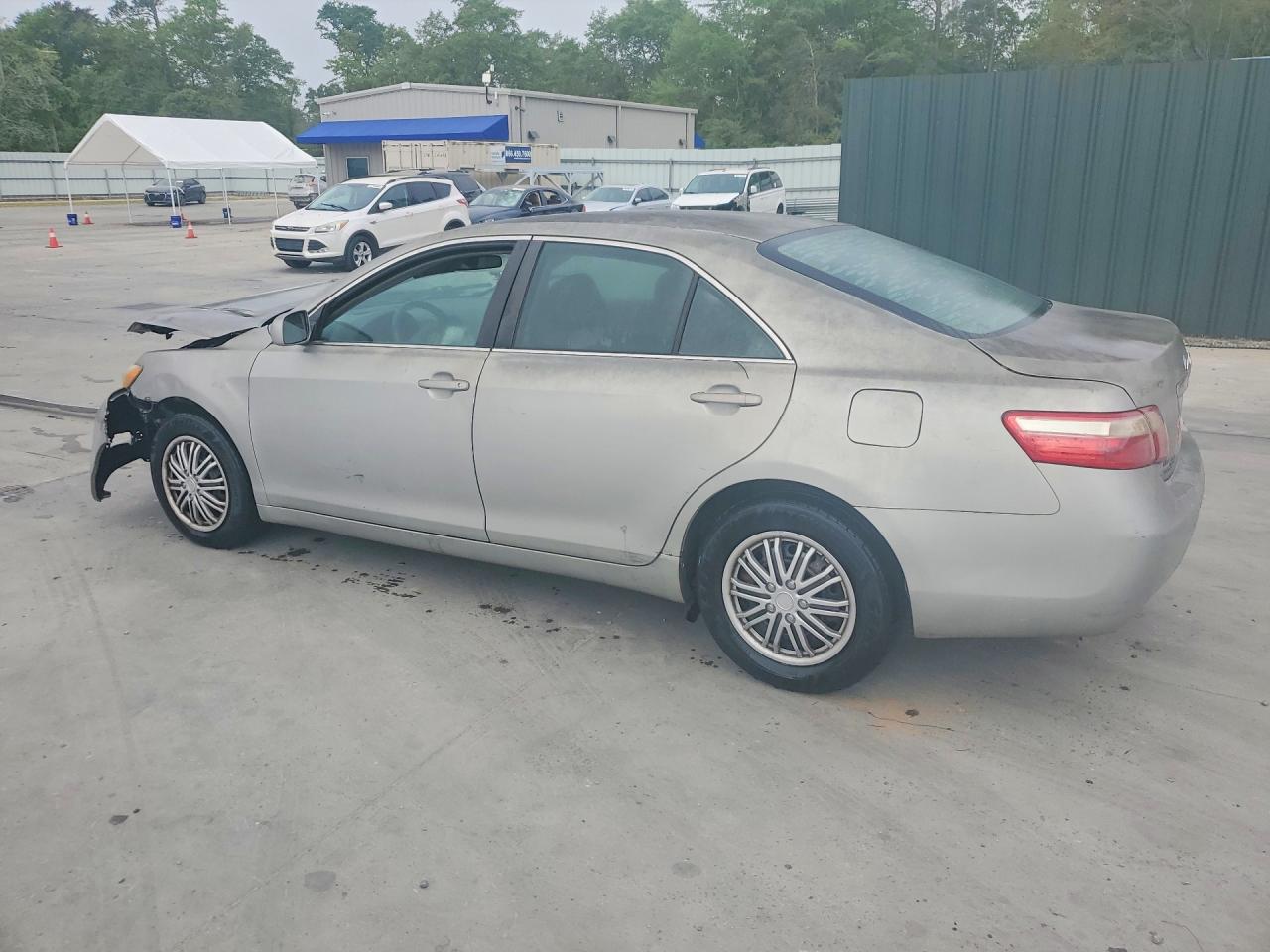 2009 TOYOTA CAMRY LE photo 4