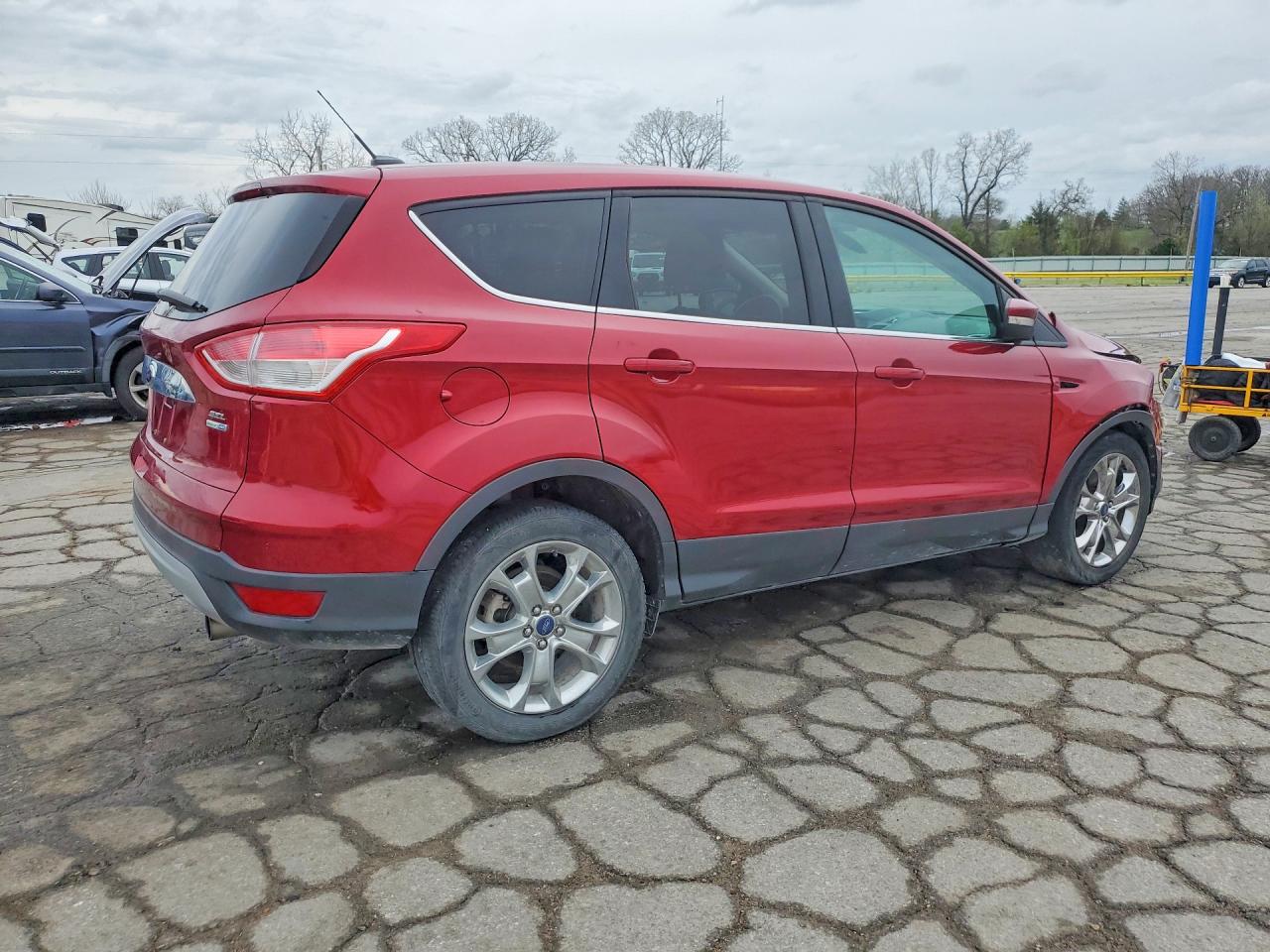 2013 FORD ESCAPE SEL photo 5