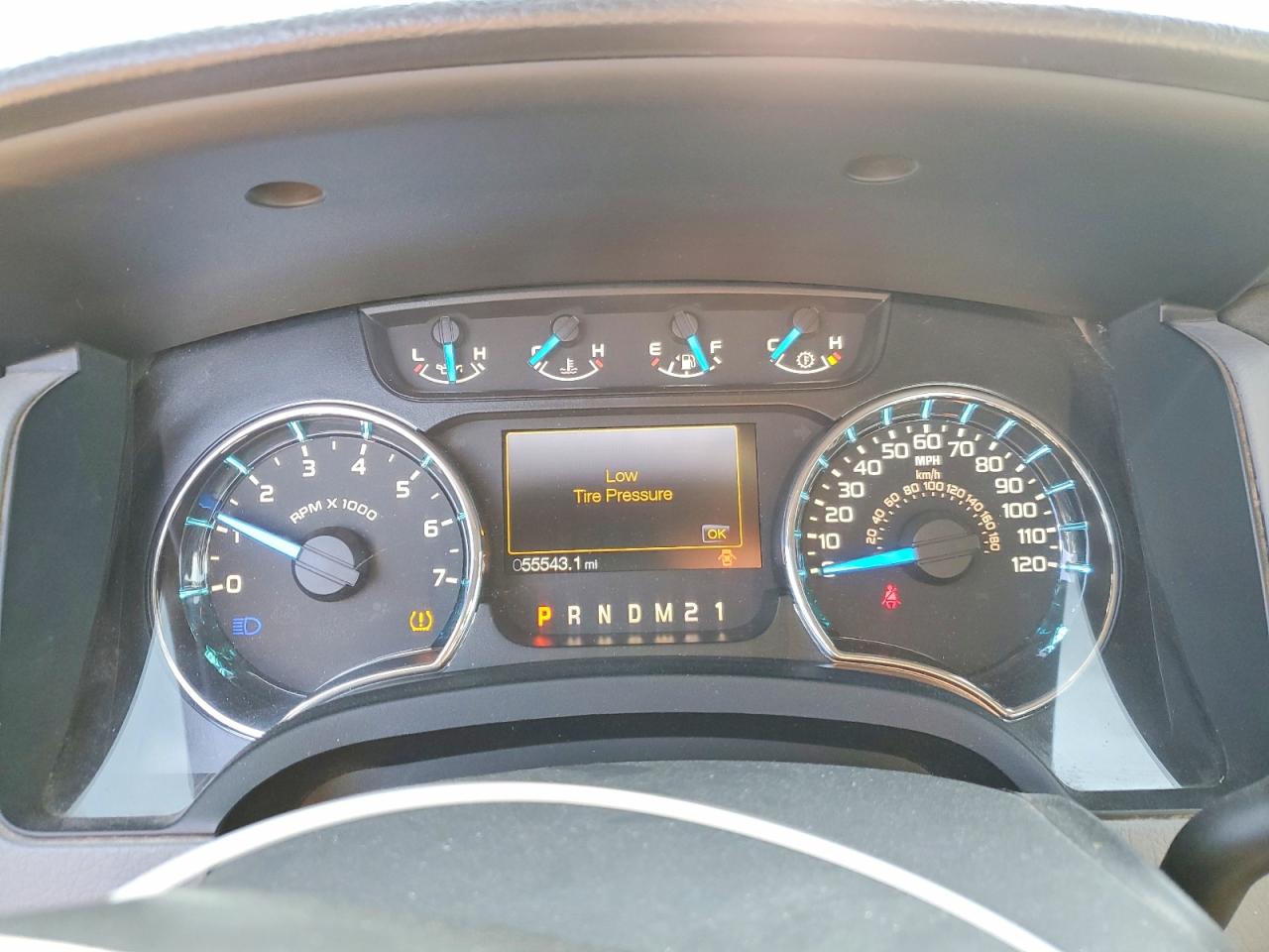 2013 FORD F150 photo 25