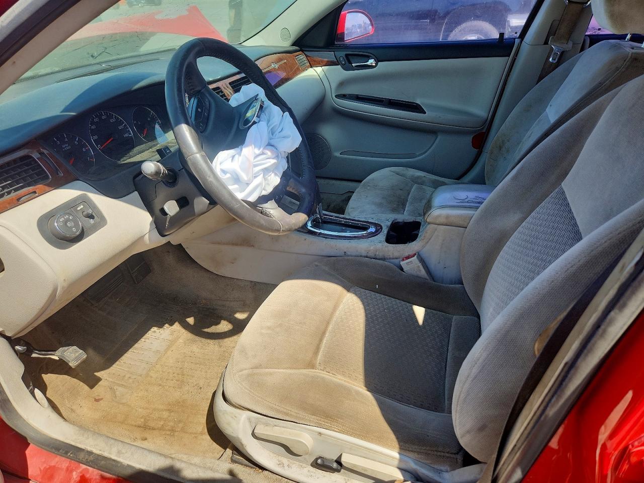2010 CHEVROLET IMPALA LT photo 13