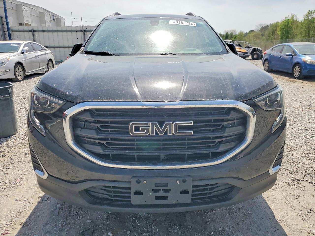 2018 GMC TERRAIN SLE photo 9