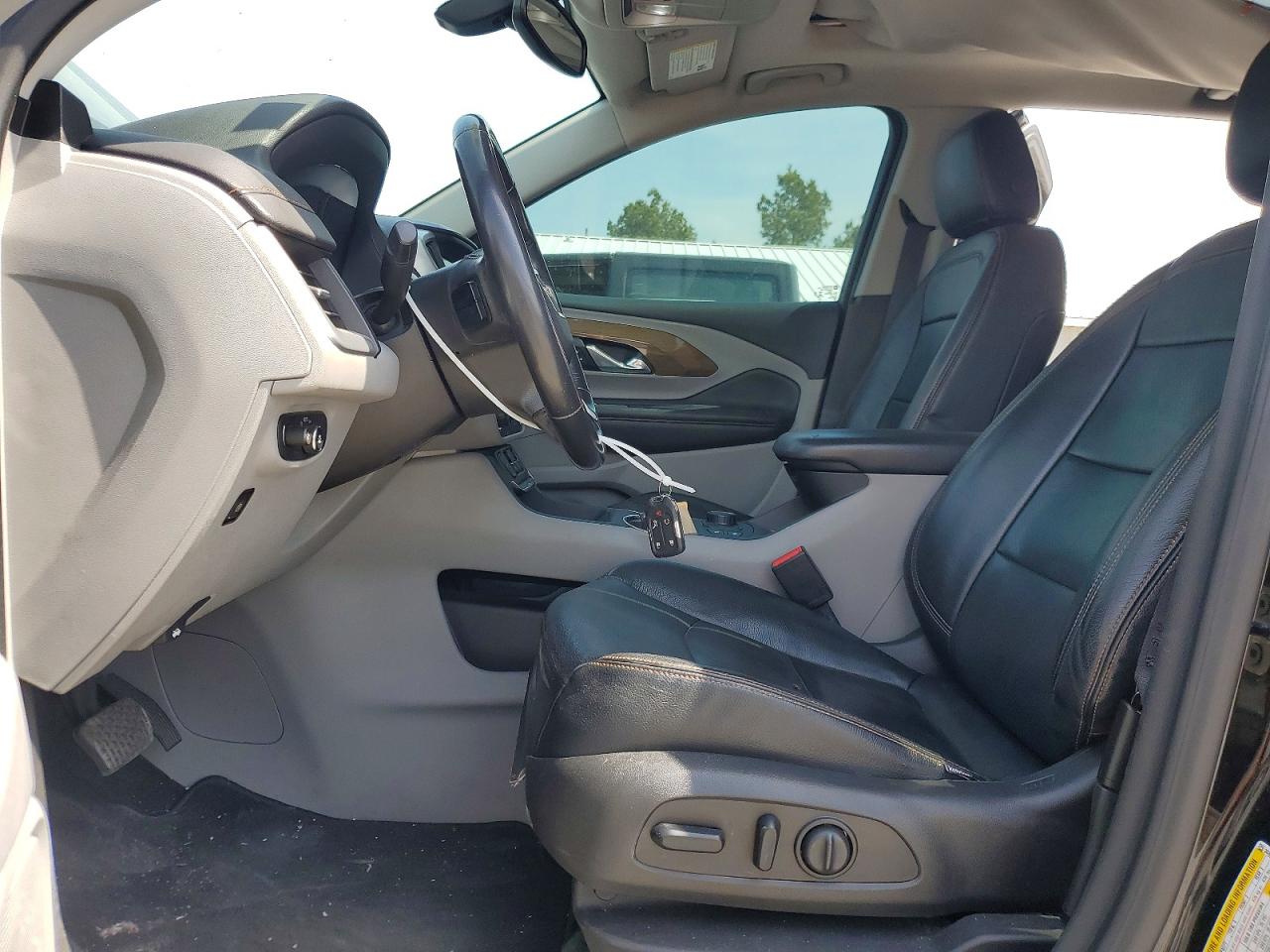 2018 GMC TERRAIN SLE photo 13