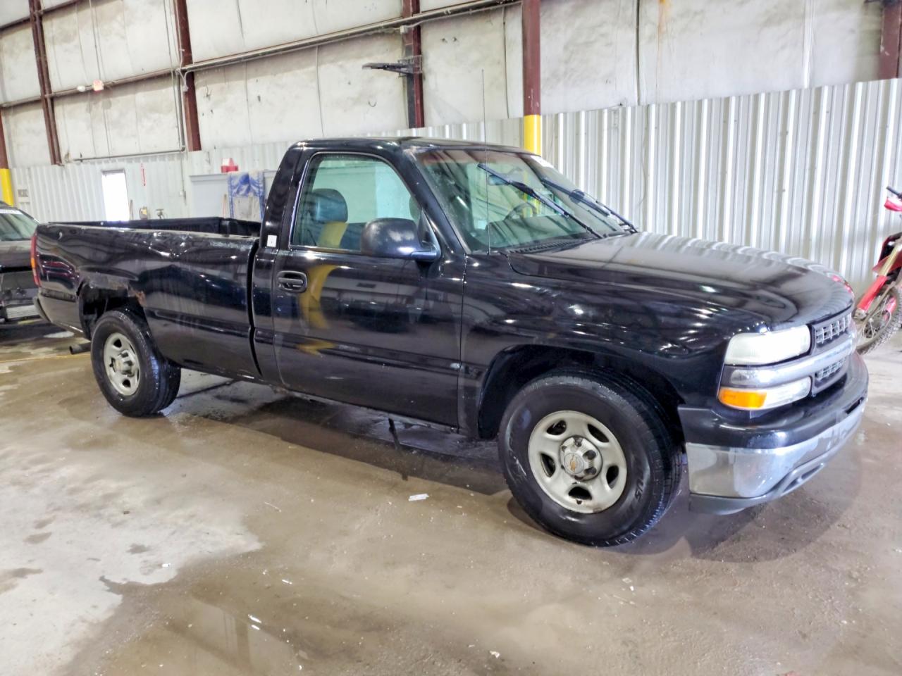 2002 CHEVROLET SILVERADO C1500 photo 10