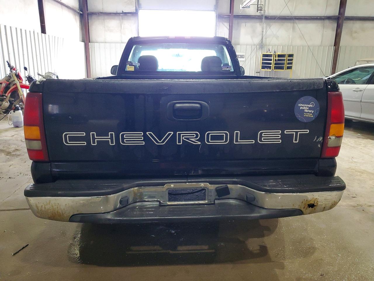 2002 CHEVROLET SILVERADO C1500 photo 16