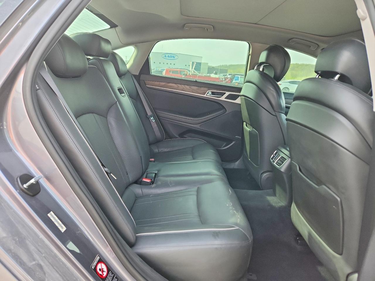 2015 HYUNDAI GENESIS 5.0L photo 19