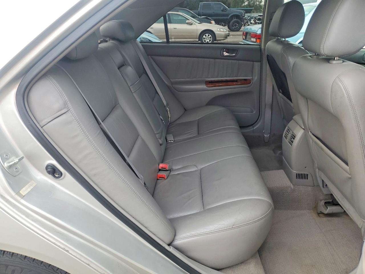 2003 TOYOTA CAMRY XLE V6 photo 10