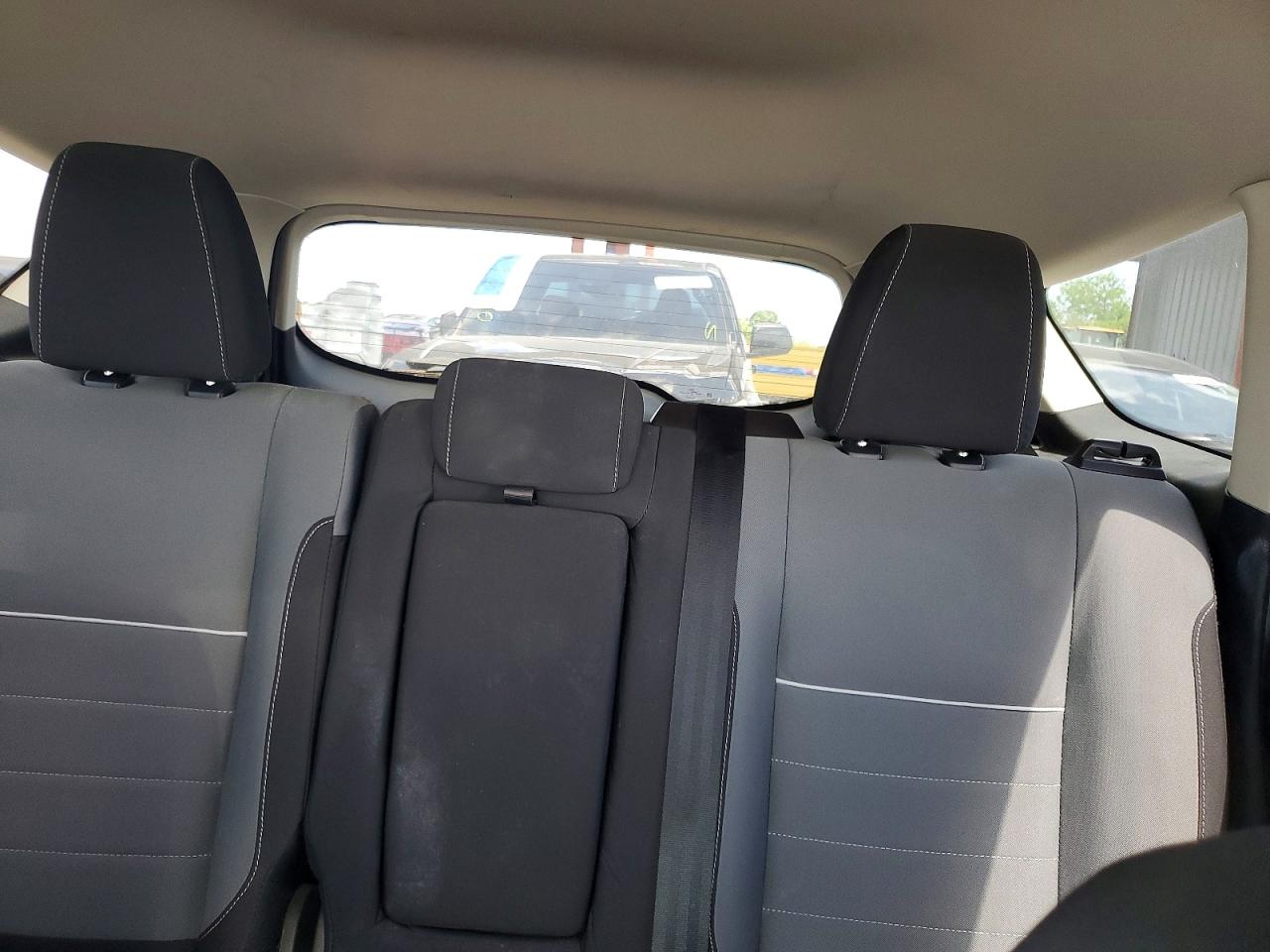 2015 FORD ESCAPE SE photo 19