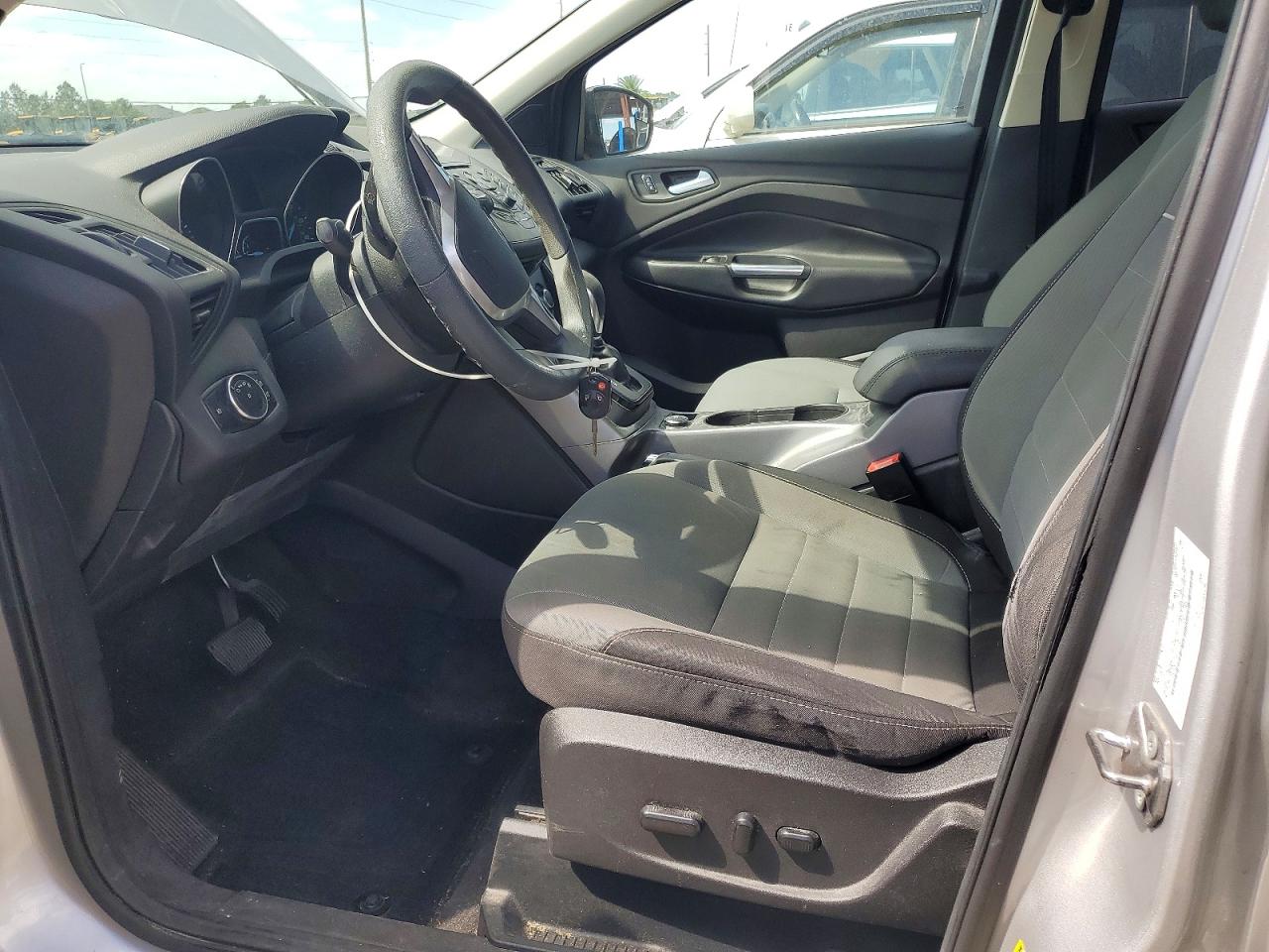 2015 FORD ESCAPE SE photo 13