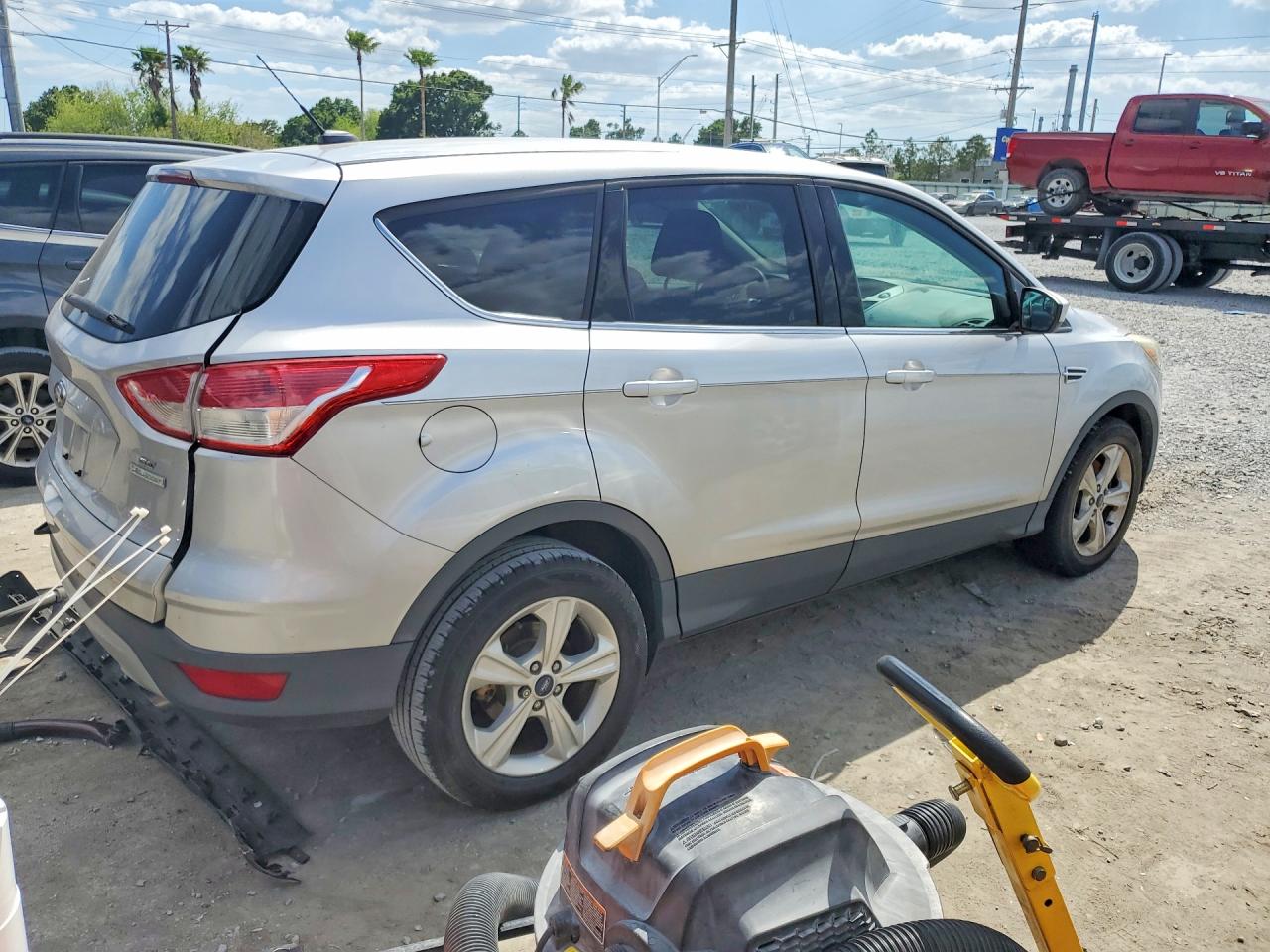 2015 FORD ESCAPE SE photo 5