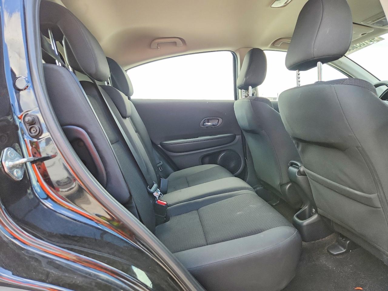 2021 HONDA HR-V LX photo 31