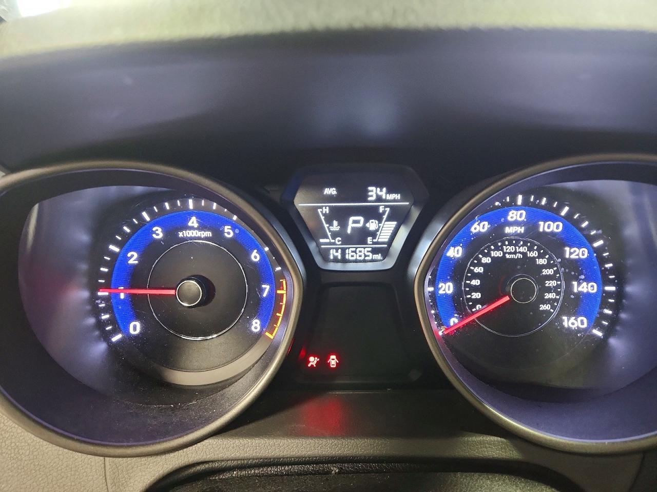 2015 HYUNDAI ELANTRA SE photo 17