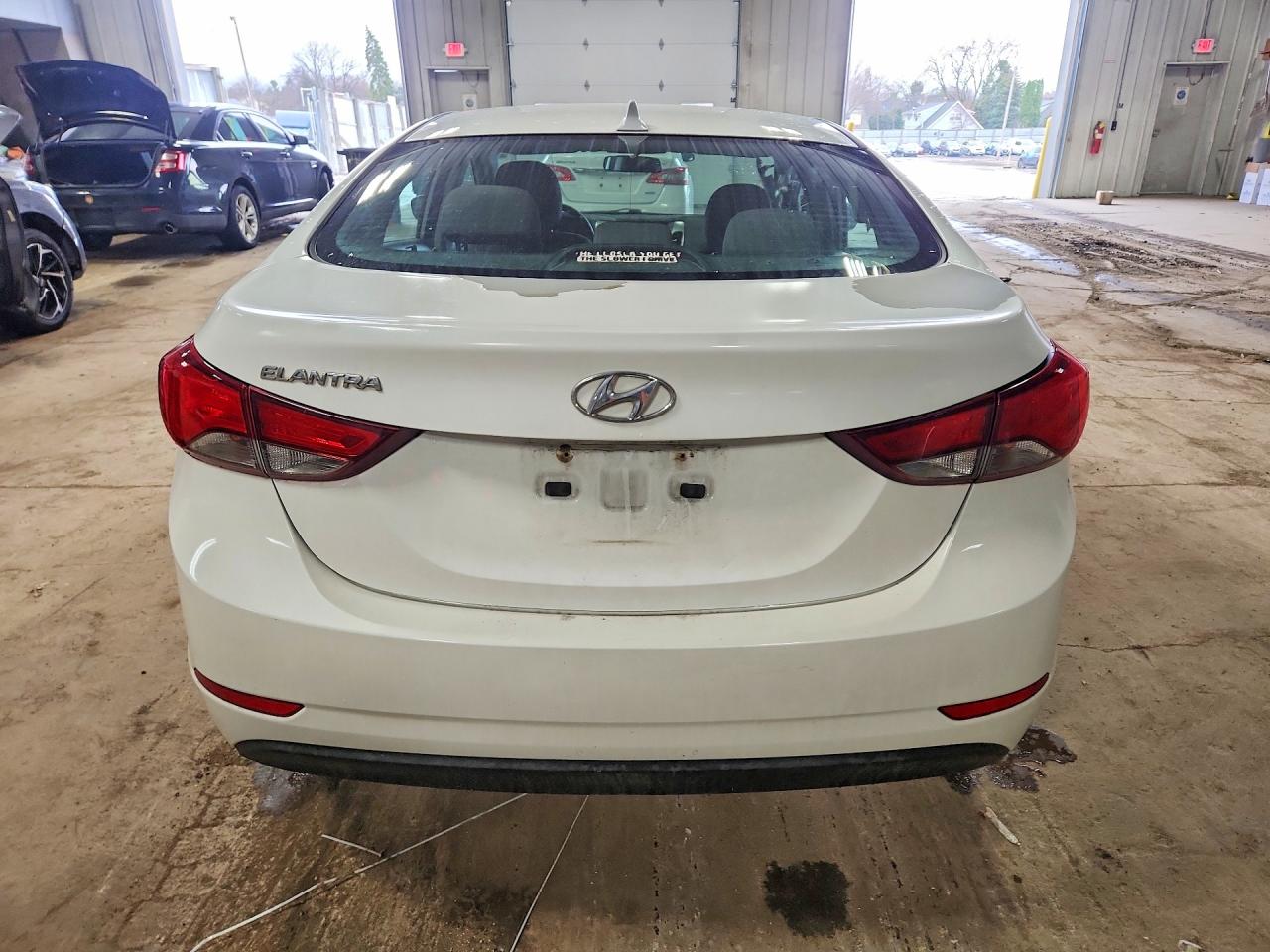 2015 HYUNDAI ELANTRA SE photo 11