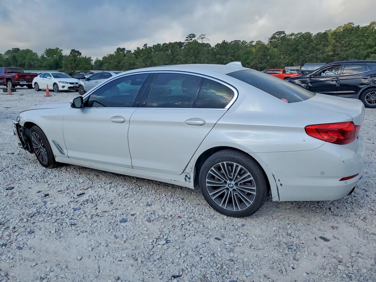 2020 BMW 530 I photo 3