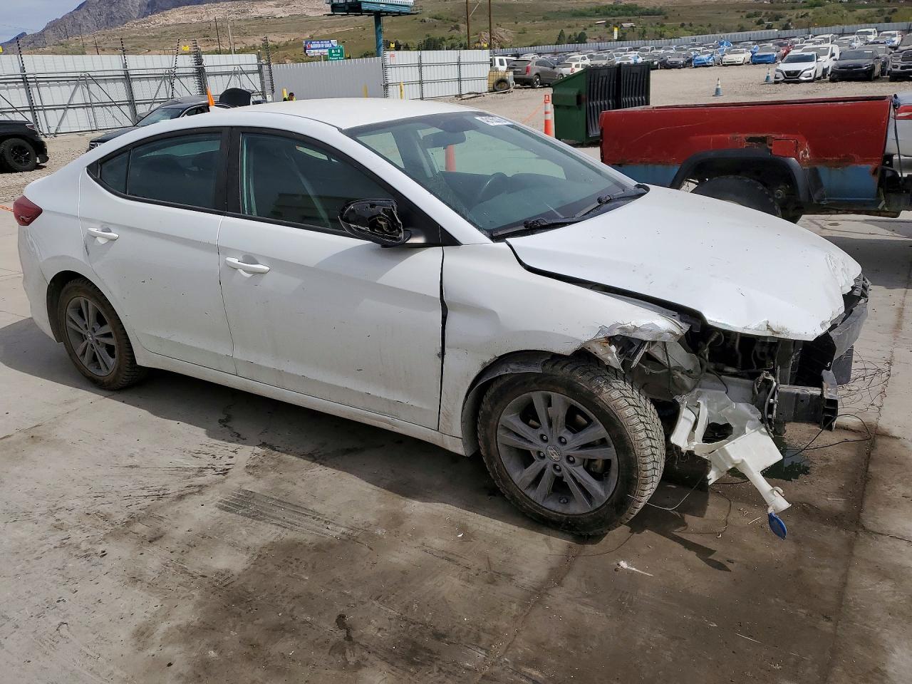 2018 HYUNDAI ELANTRA SEL photo 7