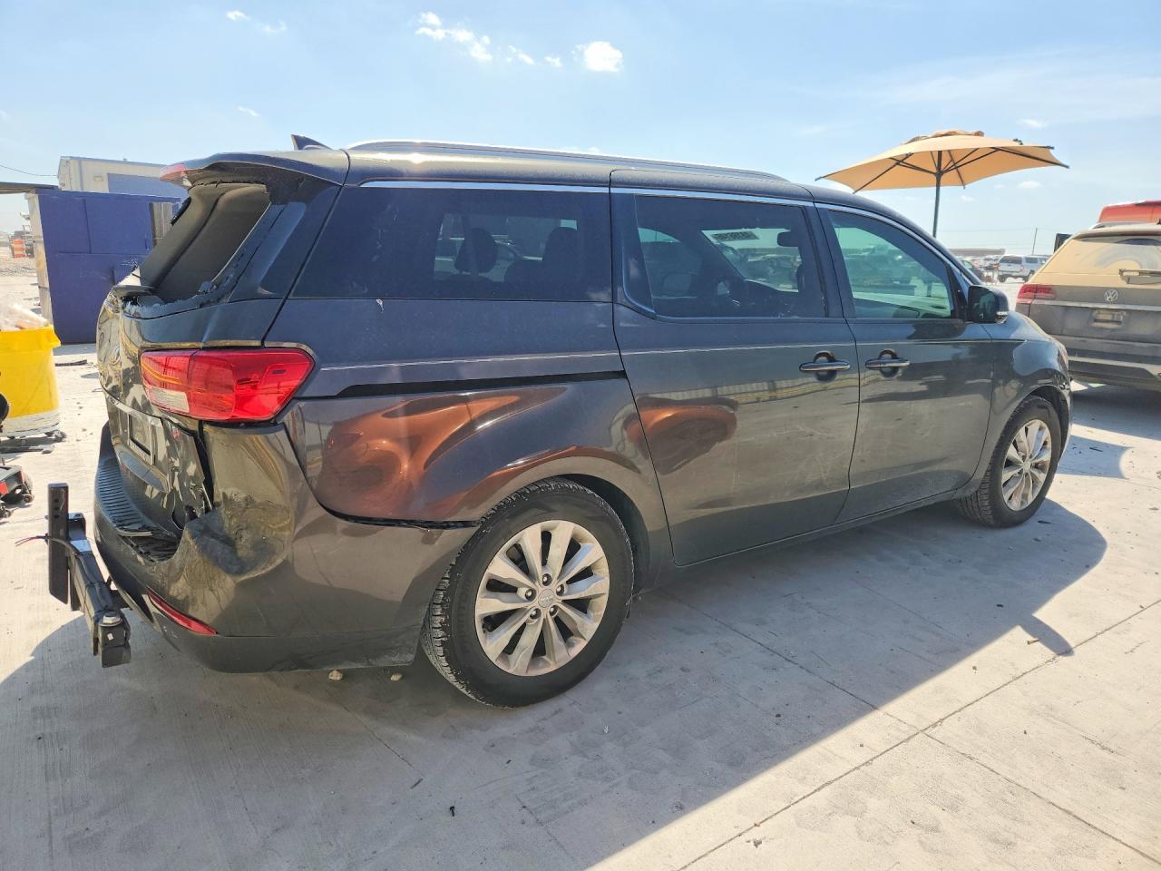 2018 KIA SEDONA EX photo 5