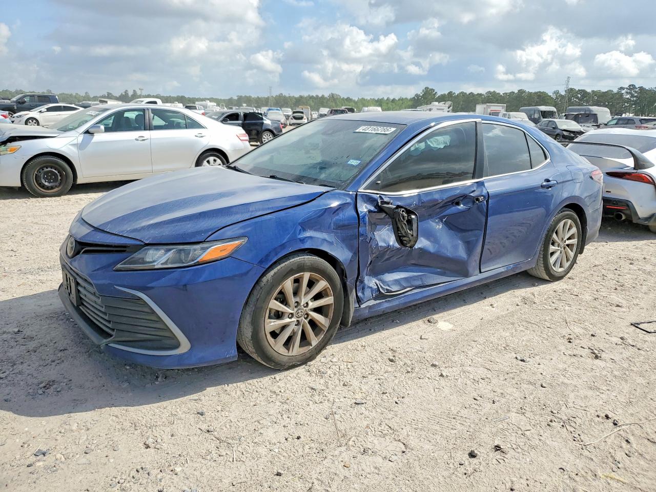 2023 TOYOTA CAMRY