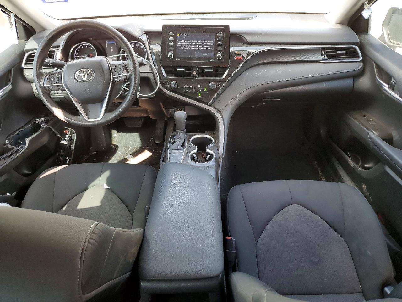 2023 TOYOTA CAMRY LE photo 15