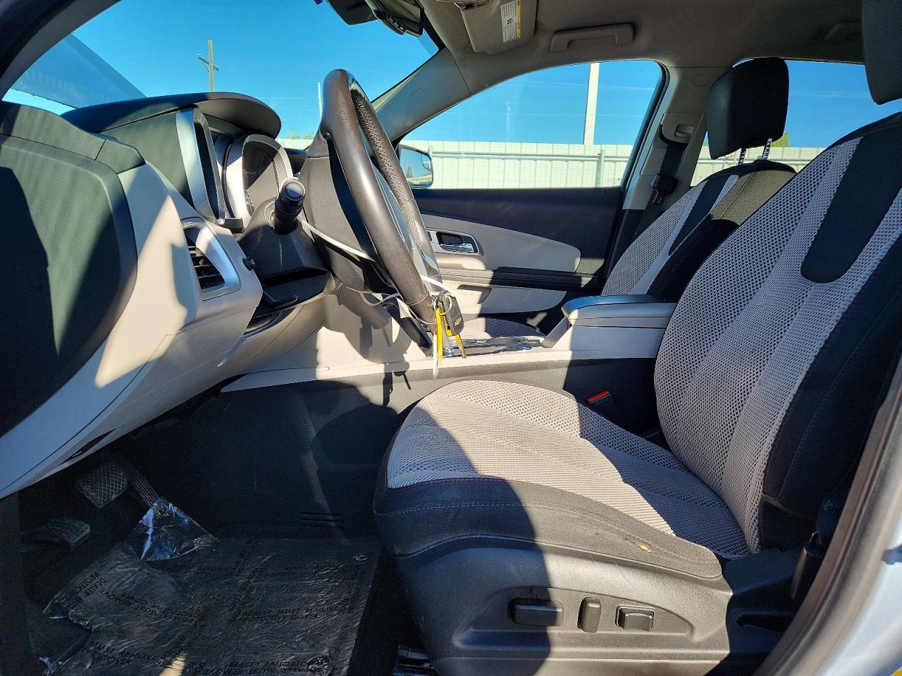 2014 CHEVROLET EQUINOX LT photo 19