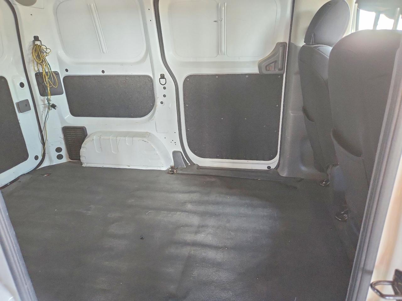 2021 NISSAN NV200 SV photo 31