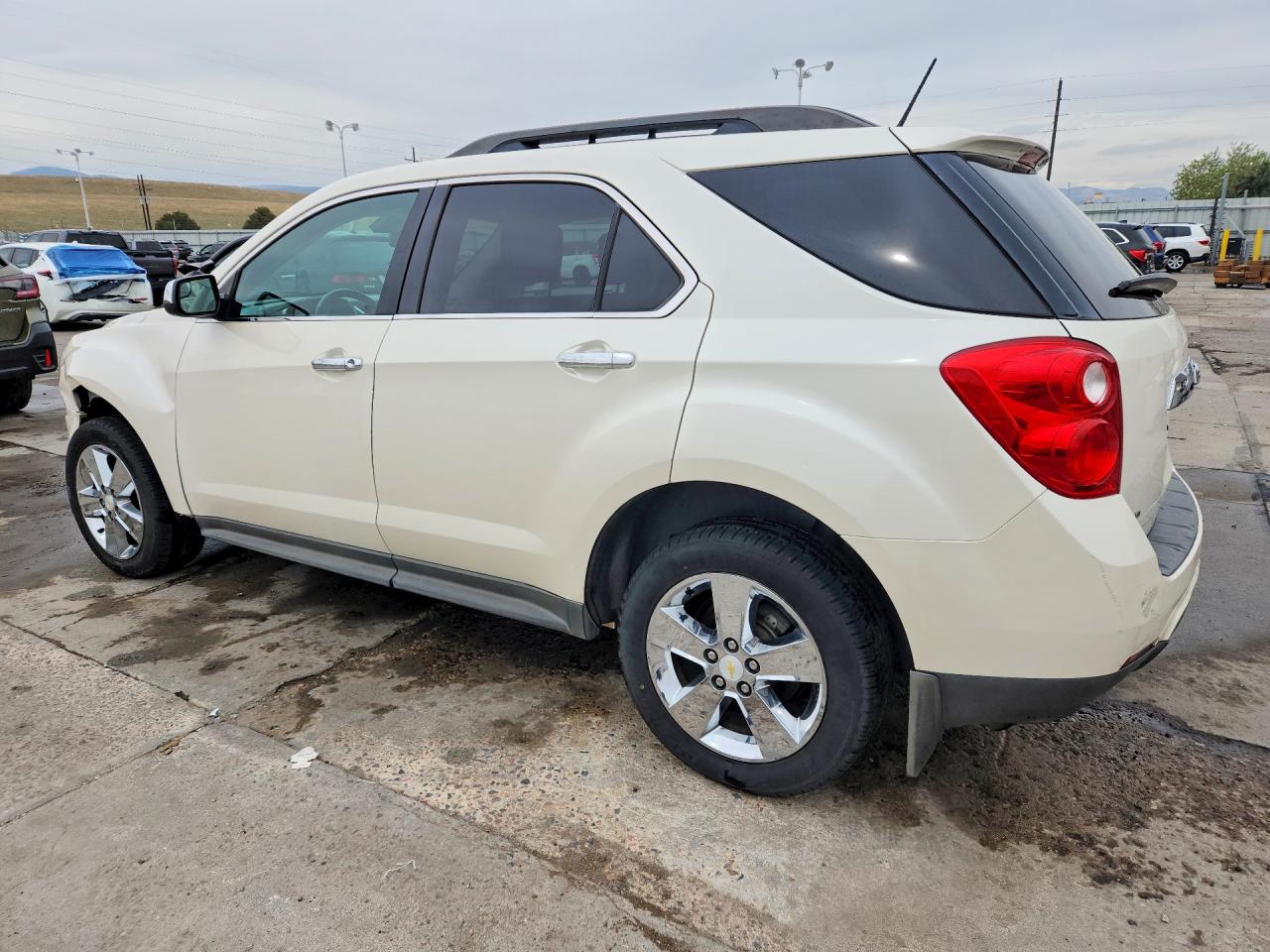 2014 CHEVROLET EQUINOX LT photo 3