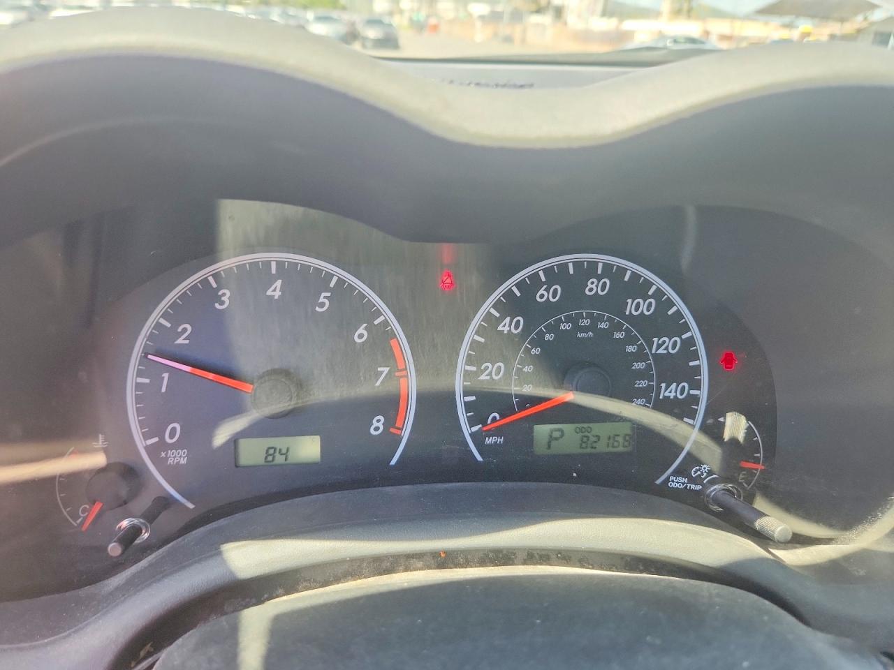 2013 TOYOTA COROLLA photo 9