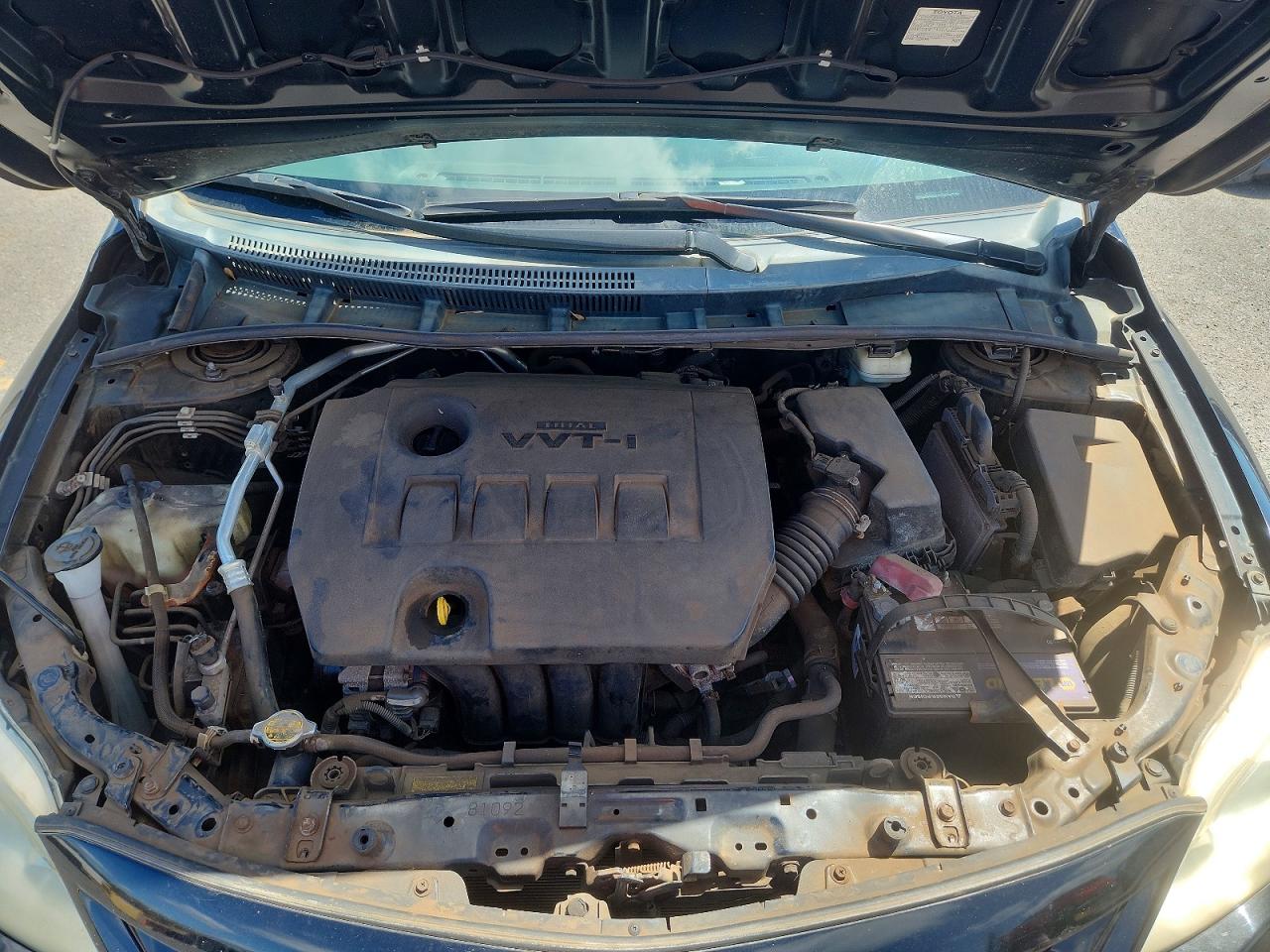 2013 TOYOTA COROLLA photo 11