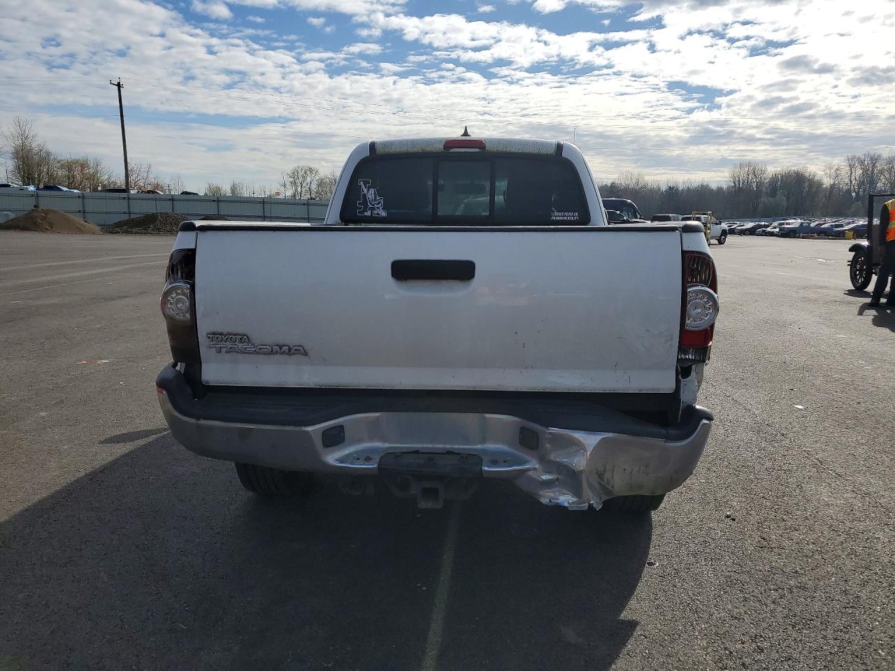 2012 TOYOTA TACOMA V6 photo 11