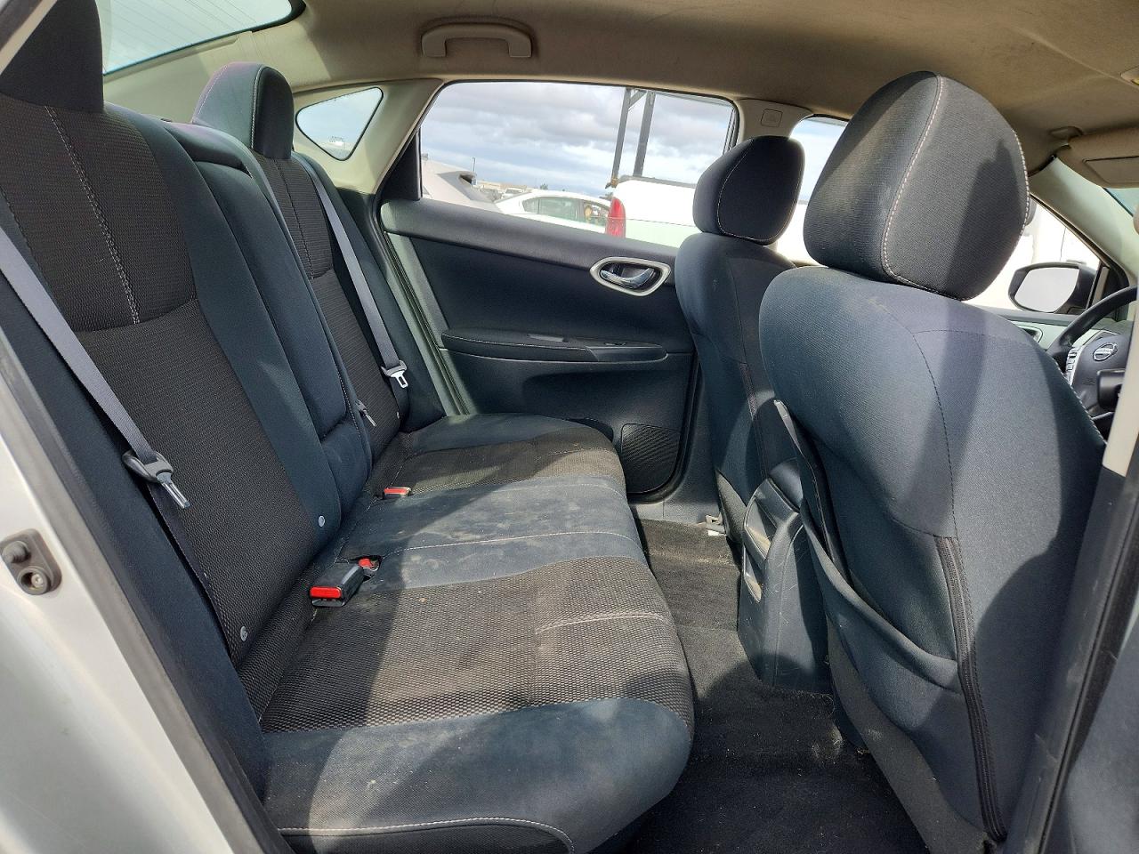 2015 NISSAN SENTRA S photo 10
