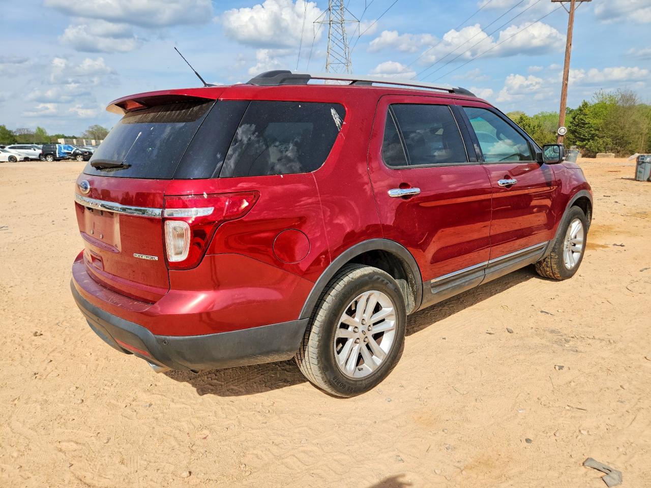 2014 FORD EXPLORER XLT photo 3