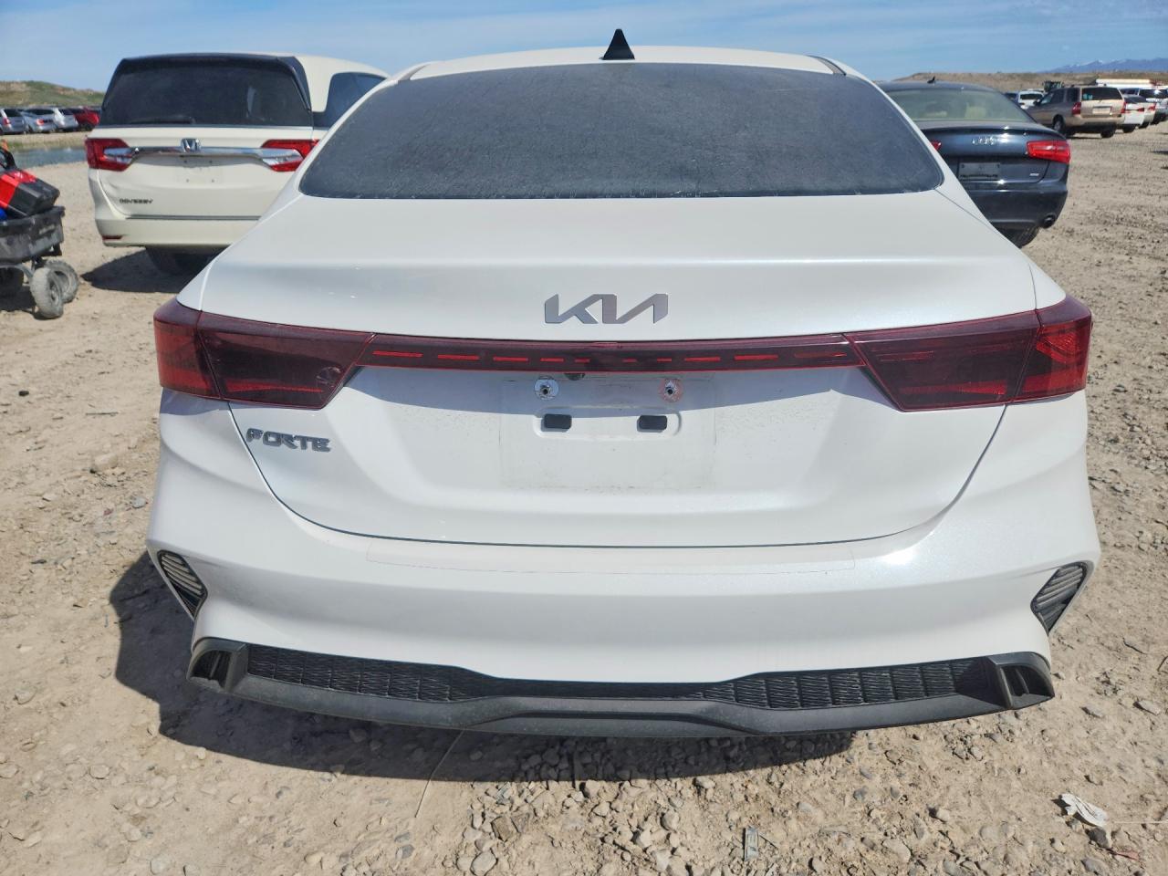 2023 KIA FORTE LXS photo 16