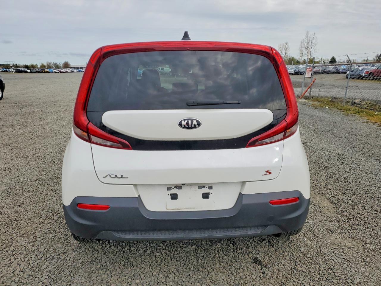 2020 KIA SOUL S photo 16
