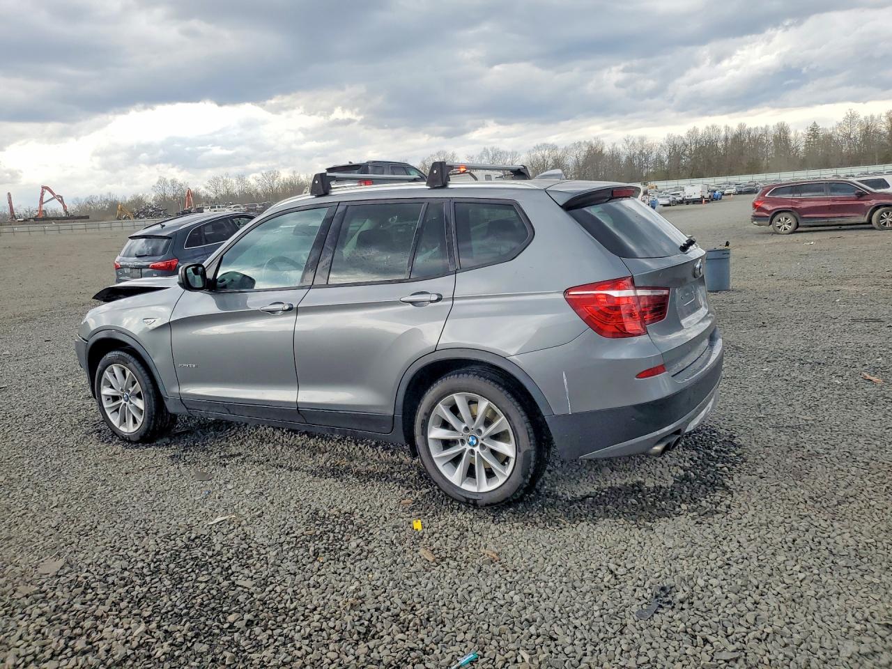 2013 BMW X3 XDRIVE28I photo 4