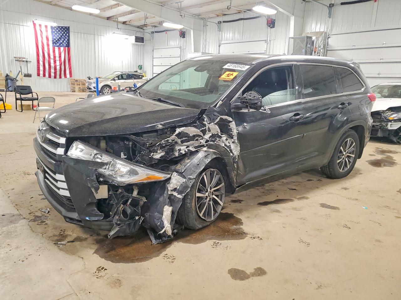 2017 TOYOTA HIGHLANDER