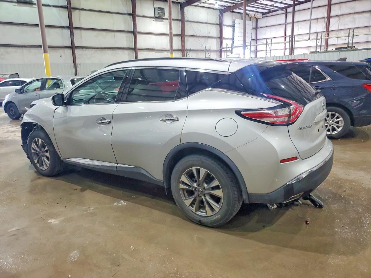 2018 NISSAN MURANO SV photo 2