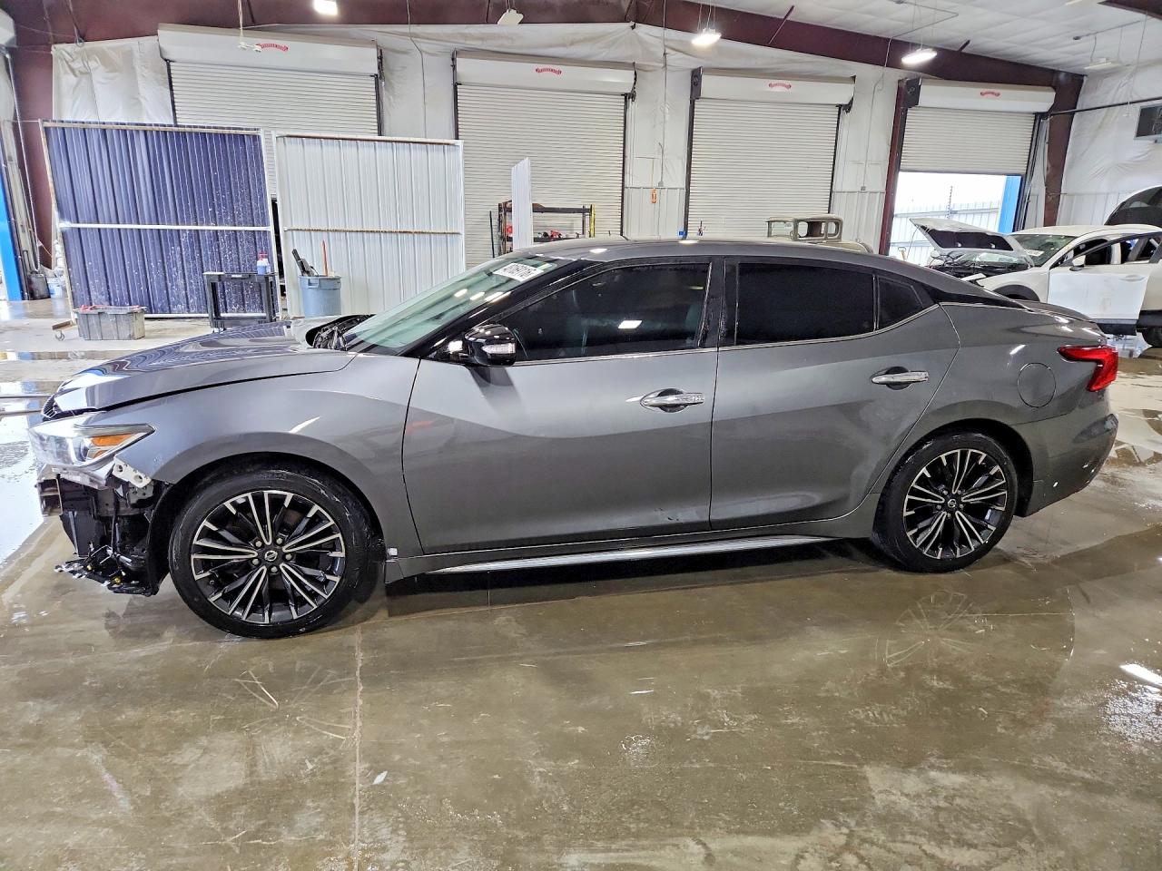 2017 NISSAN MAXIMA