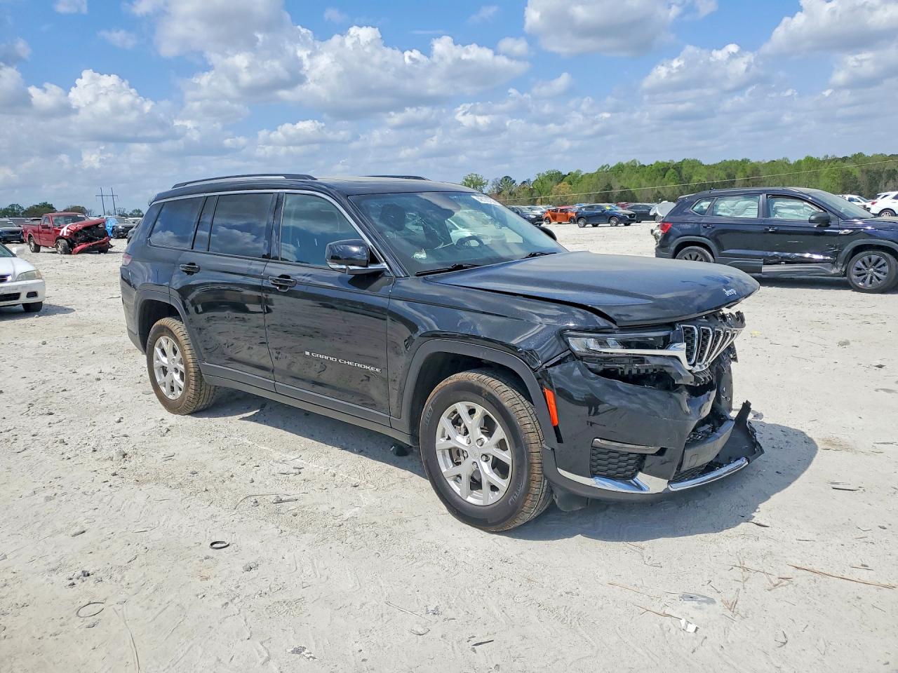 2023 JEEP GRAND CHEROKEE L LIMITED photo 4