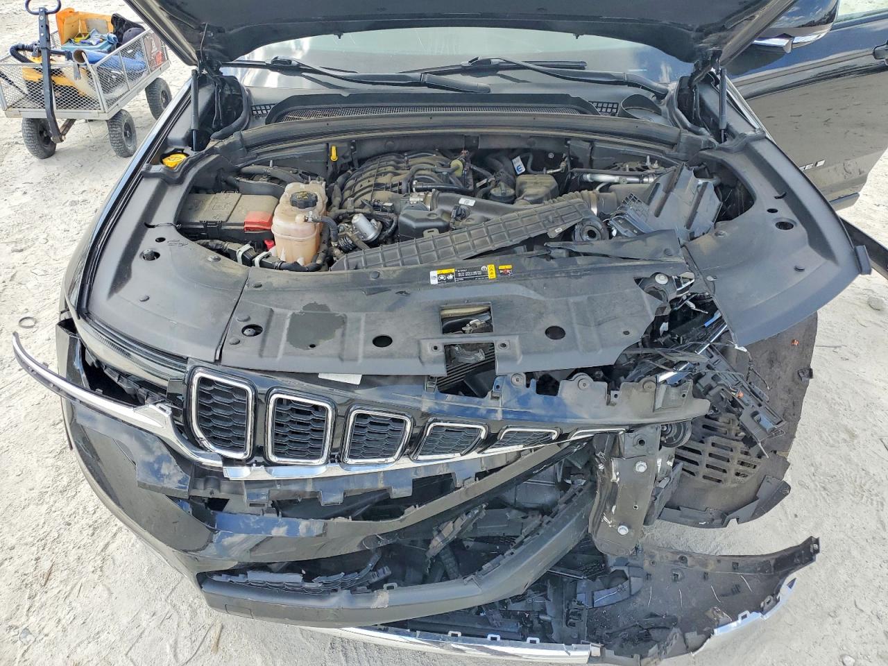 2023 JEEP GRAND CHEROKEE L LIMITED photo 12