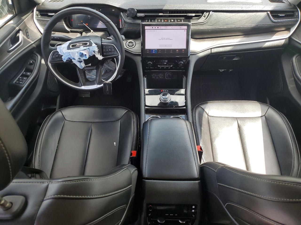 2023 JEEP GRAND CHEROKEE L LIMITED photo 8