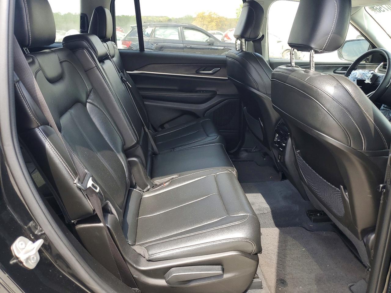 2023 JEEP GRAND CHEROKEE L LIMITED photo 11