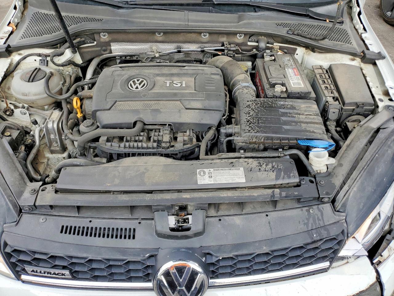 2017 VOLKSWAGEN GOLF ALLTRACK S photo 31
