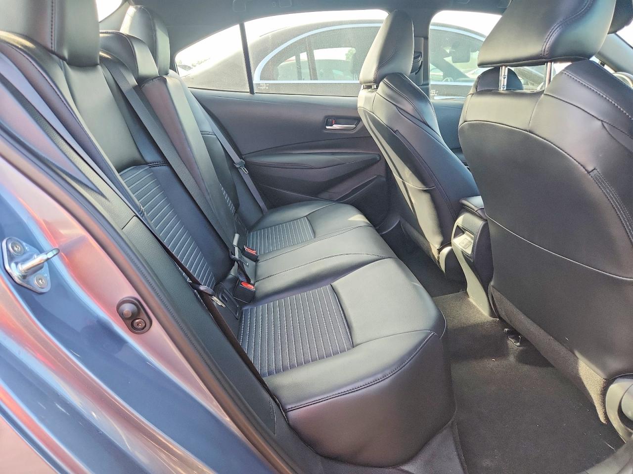 2023 TOYOTA COROLLA XSE photo 19
