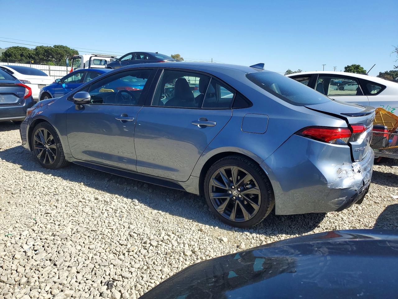2023 TOYOTA COROLLA XSE photo 3