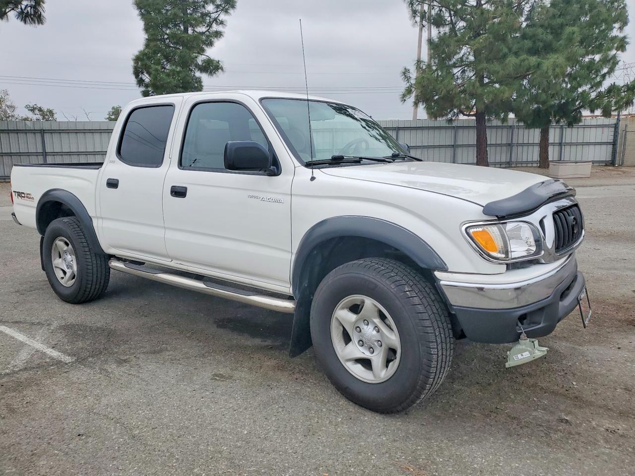 2002 TOYOTA TACOMA PRERUNNER V6 photo 7