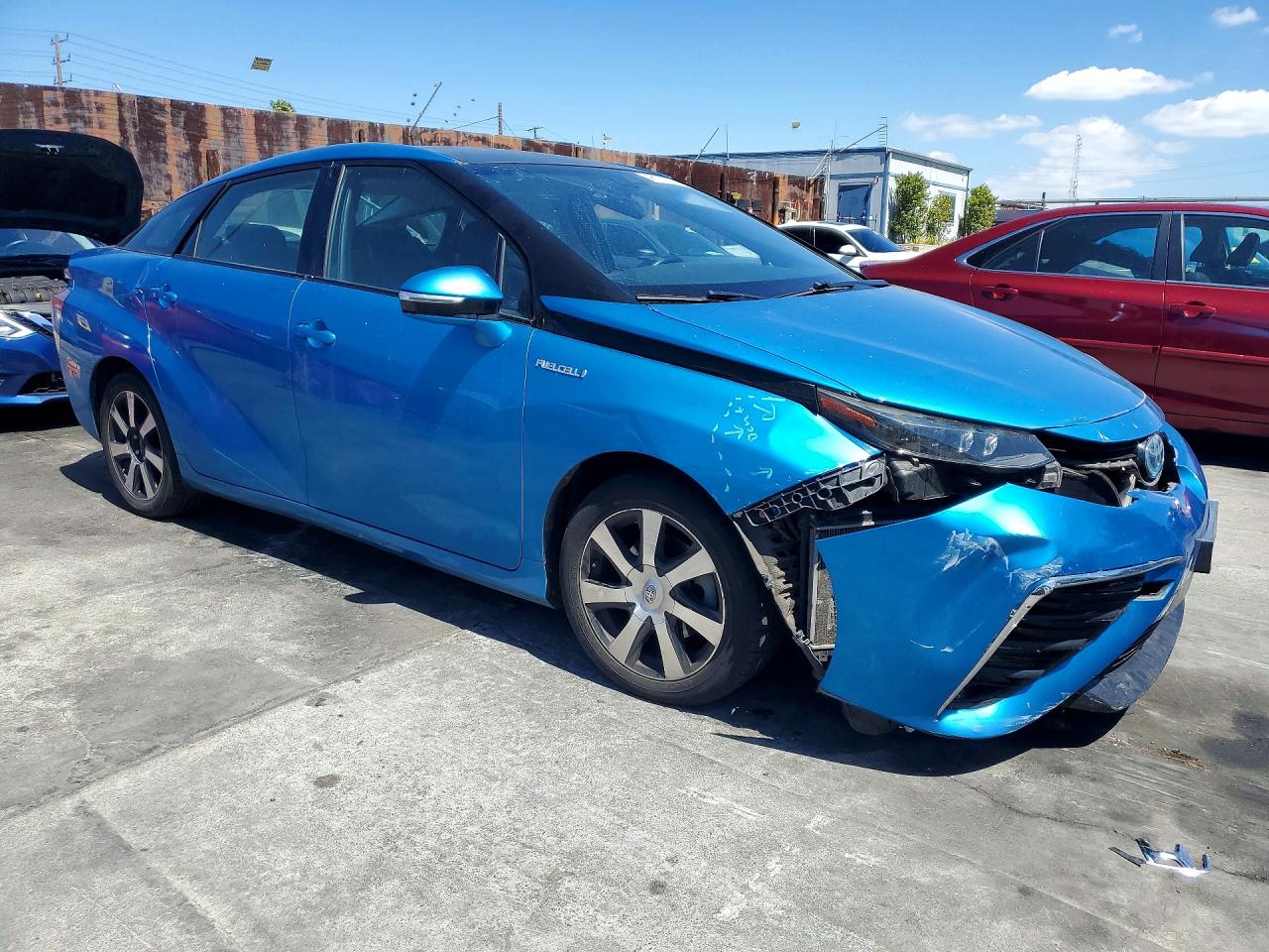 2017 TOYOTA MIRAI BASE photo 10