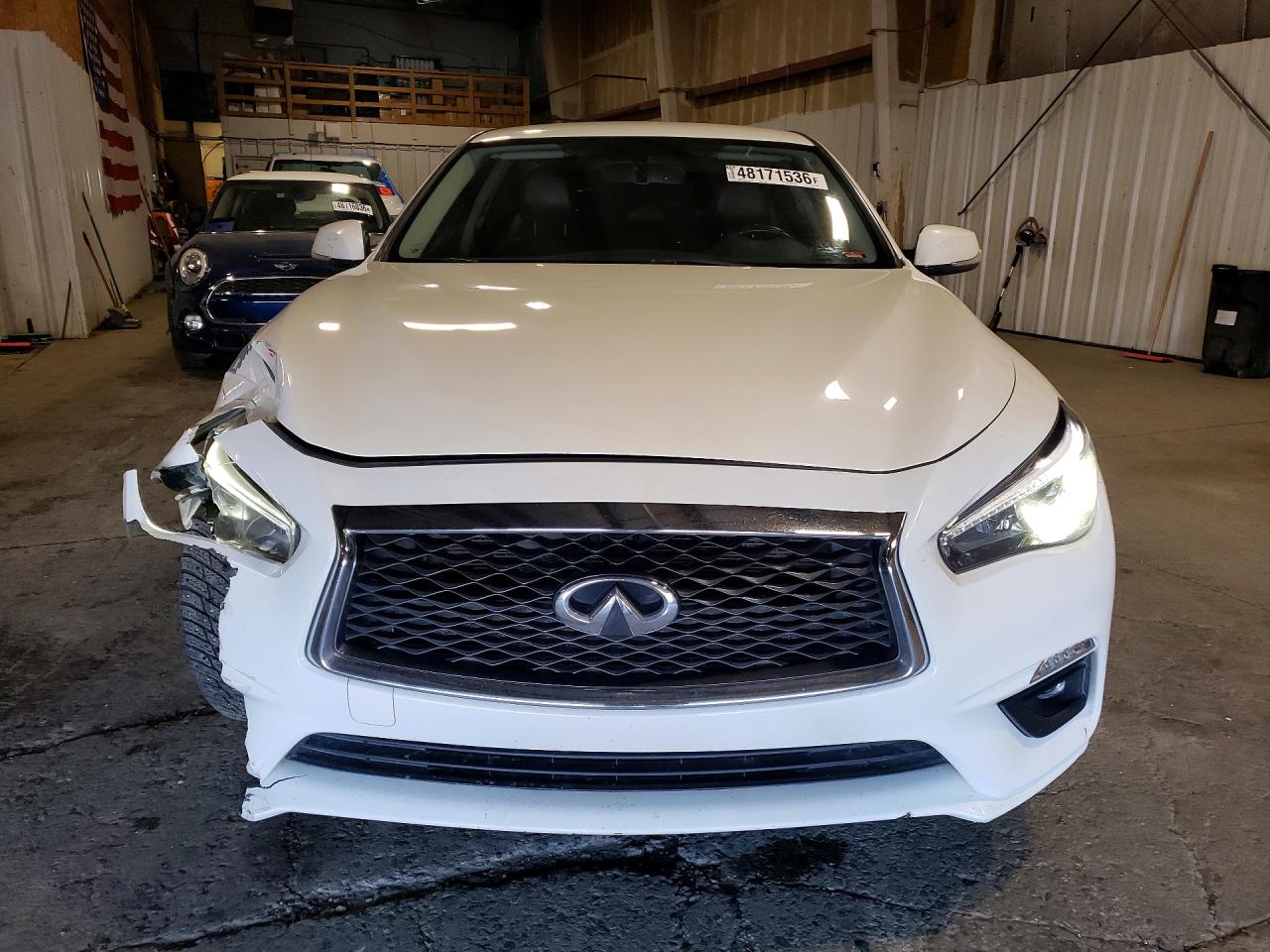 2018 INFINITI Q50 2.0T PURE photo 9